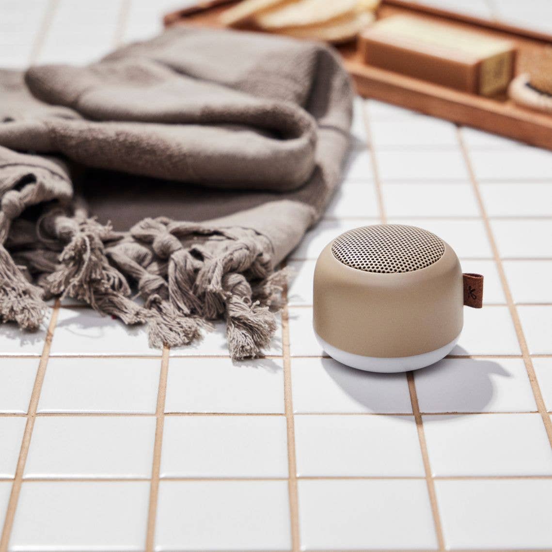 ALIGHT: Ivory Sand