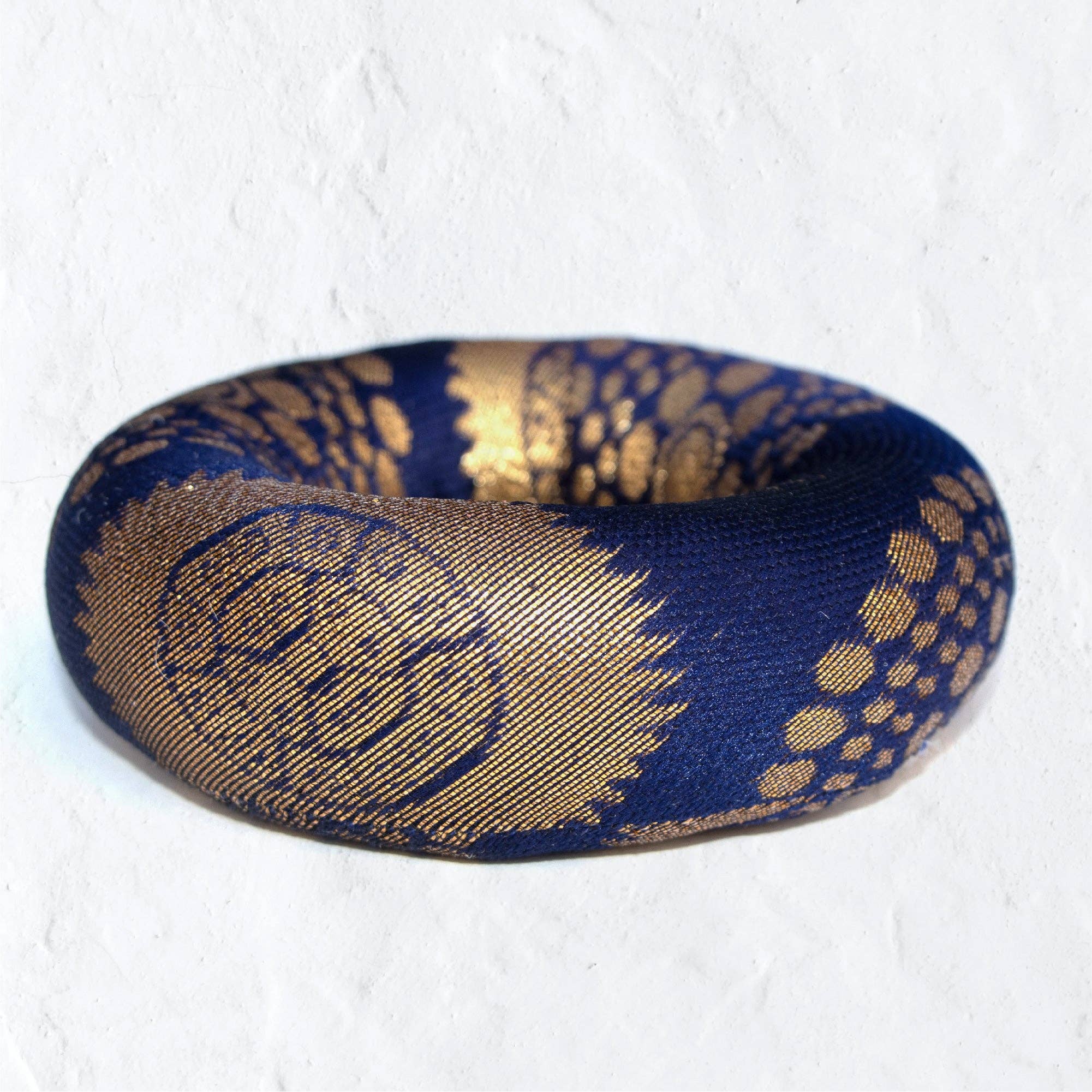 Chakra Singing Bowl: Third Eye
