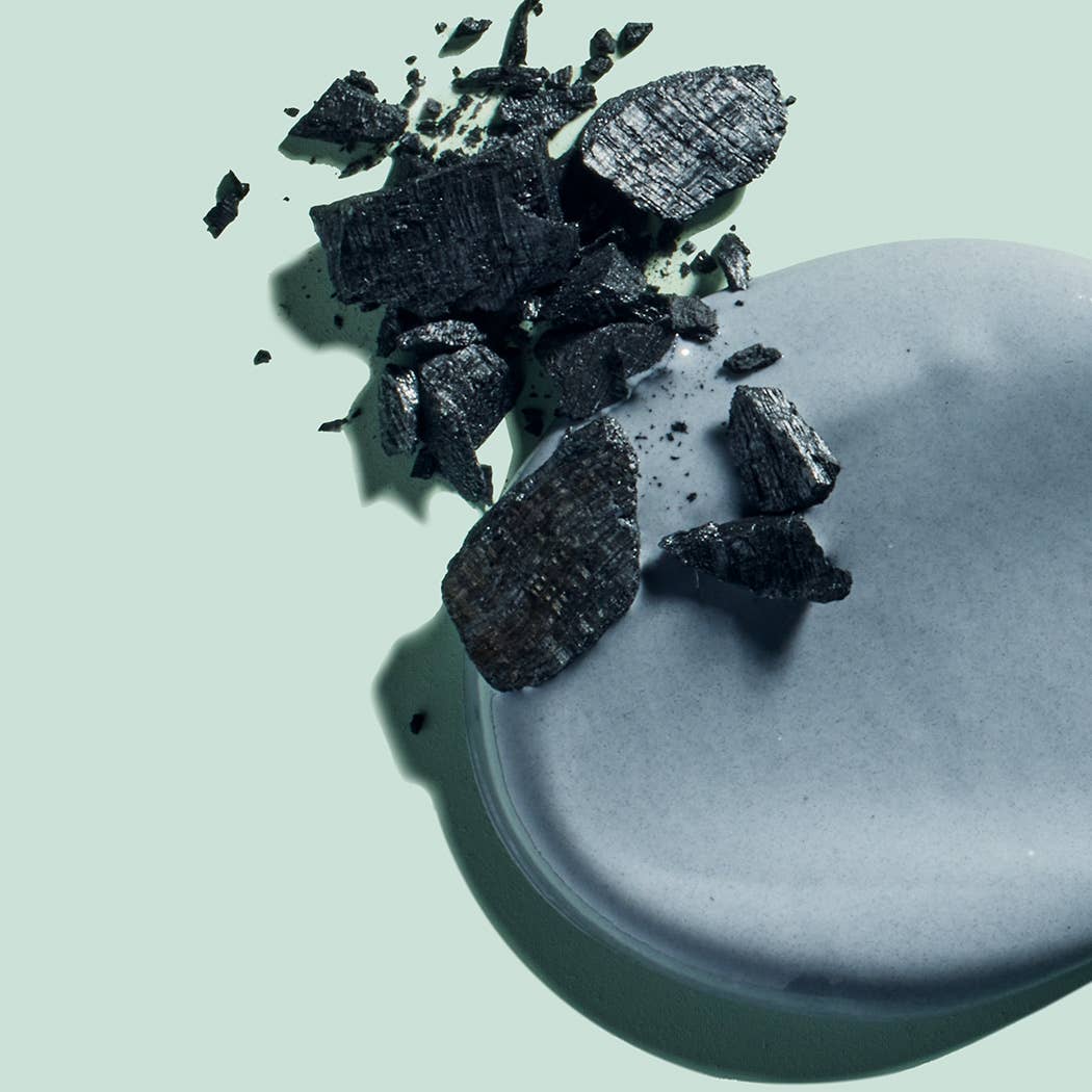 Travel size premium toothpaste - charcoal+peppermint